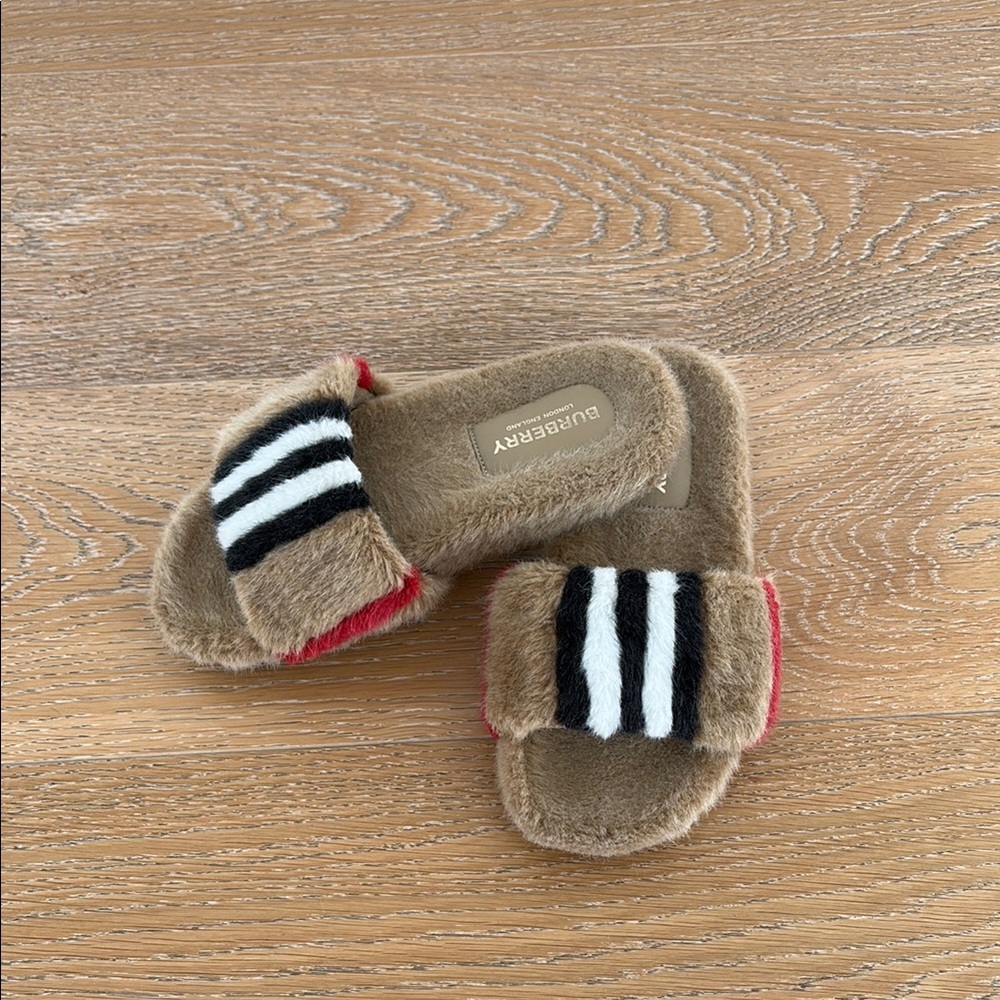 Burberry Brown and Red Cozy Slide Sandals size 34
